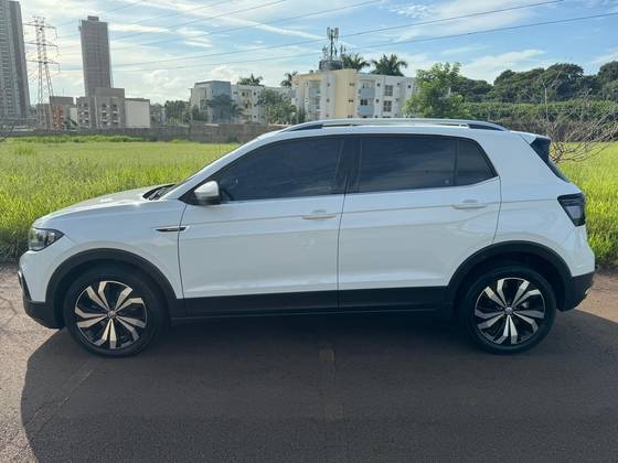 VOLKSWAGEN T-CROSS 1.4 250 TSI TOTAL FLEX HIGHLINE AUTOMÁTICO